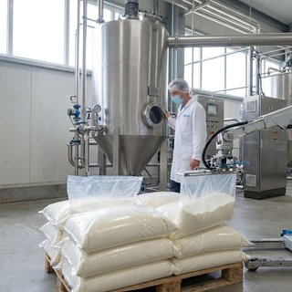 액상 시유 및 기타 낙농제품 제조업(분유 및 조제분유)