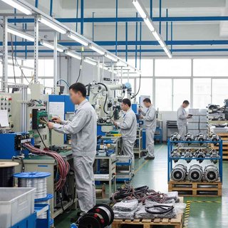 자동차용 신품 전기장치 제조업