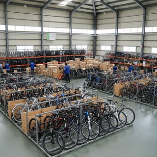 자전거 및 기타 운송장비 도매업