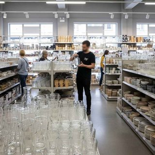 주방용품 및 가정용 유리, 요업제품 소매업