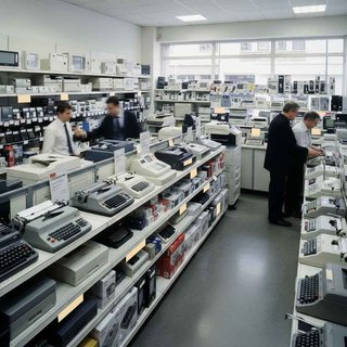 사무용 기기 소매업