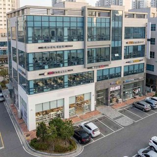 비주거용 건물 임대업(점포, 자기땅)