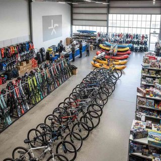 스포츠 및 레크리에이션 용품 임대업