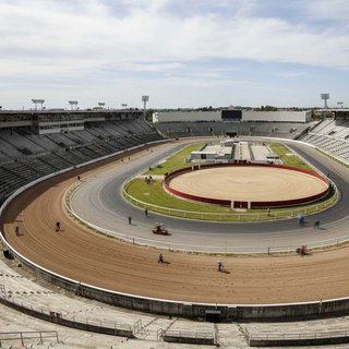 경주장 및 동물 경기장 운영업